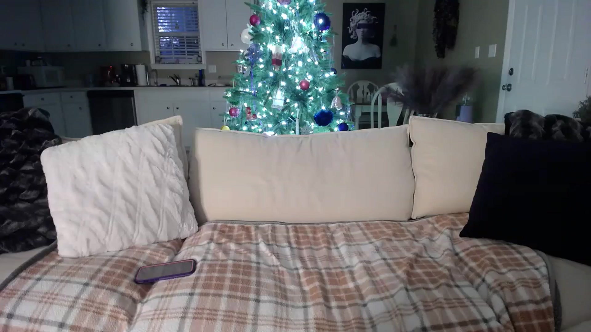 Gallery image thumbnail from MissSadieB's myfreecams stream on, 12/05/2023, 22:46 image 16 of 20