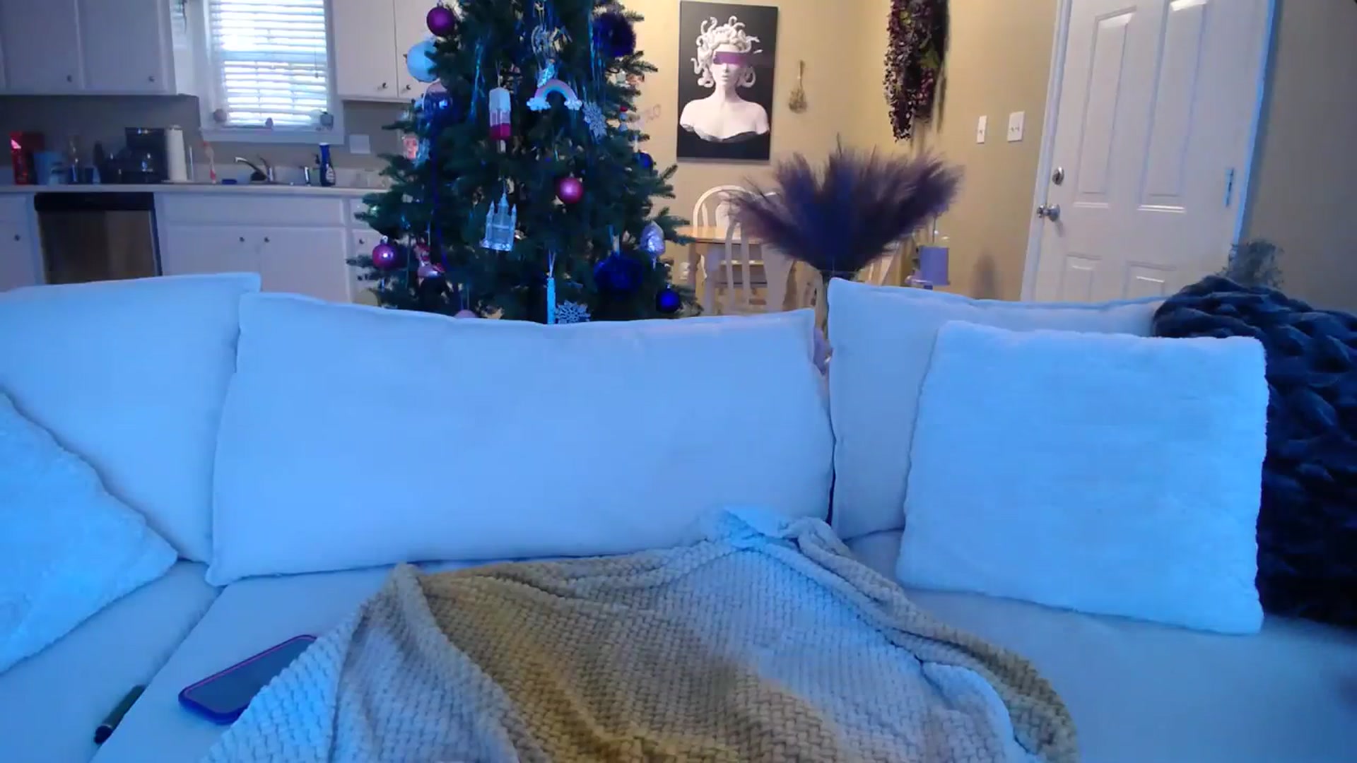 Gallery image thumbnail from MissSadieB's myfreecams stream on, 12/11/2023, 20:06 image 19 of 20