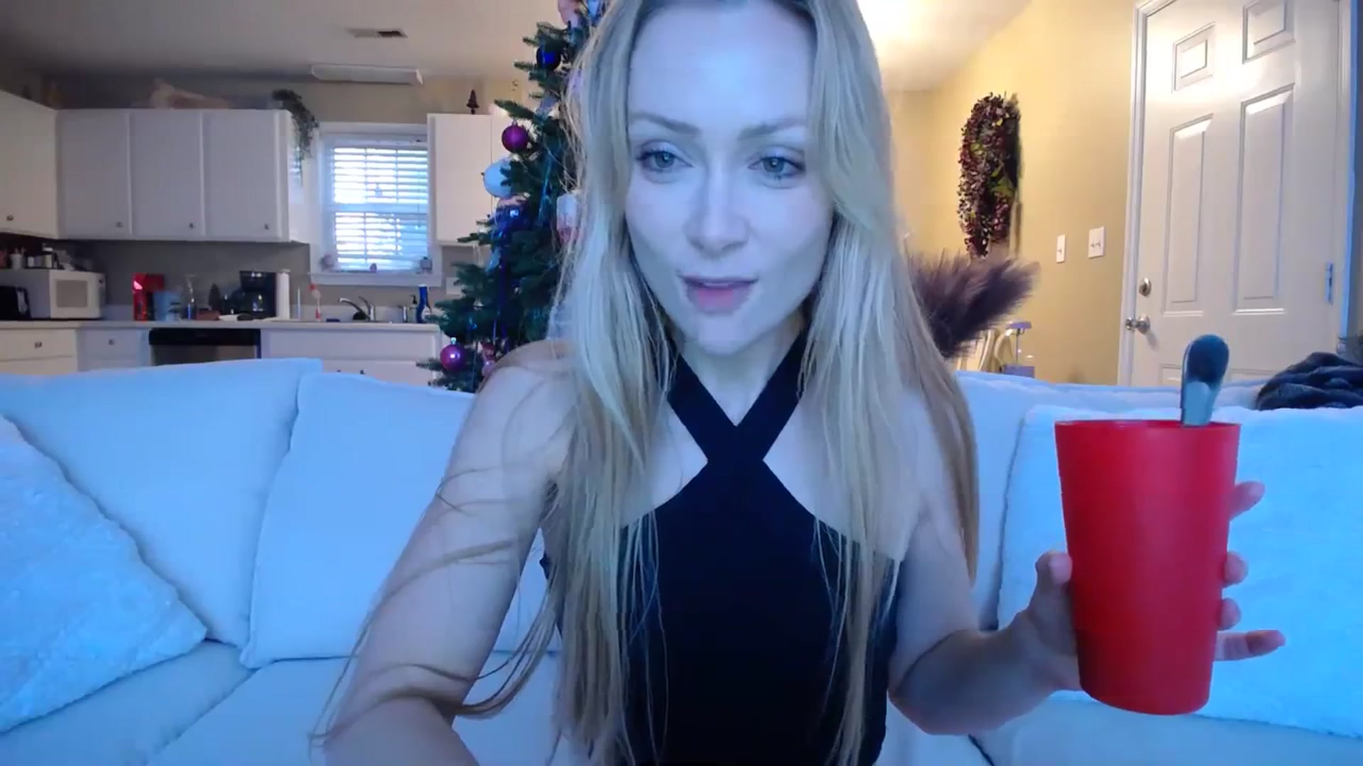 Gallery image thumbnail from MissSadieB's myfreecams stream on, 12/11/2023, 21:20 image 4 of 20