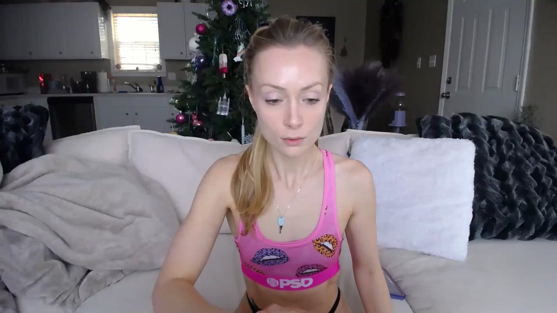 Gallery image thumbnail from MissSadieB's myfreecams stream on, 12/13/2023, 19:52 image 19 of 20