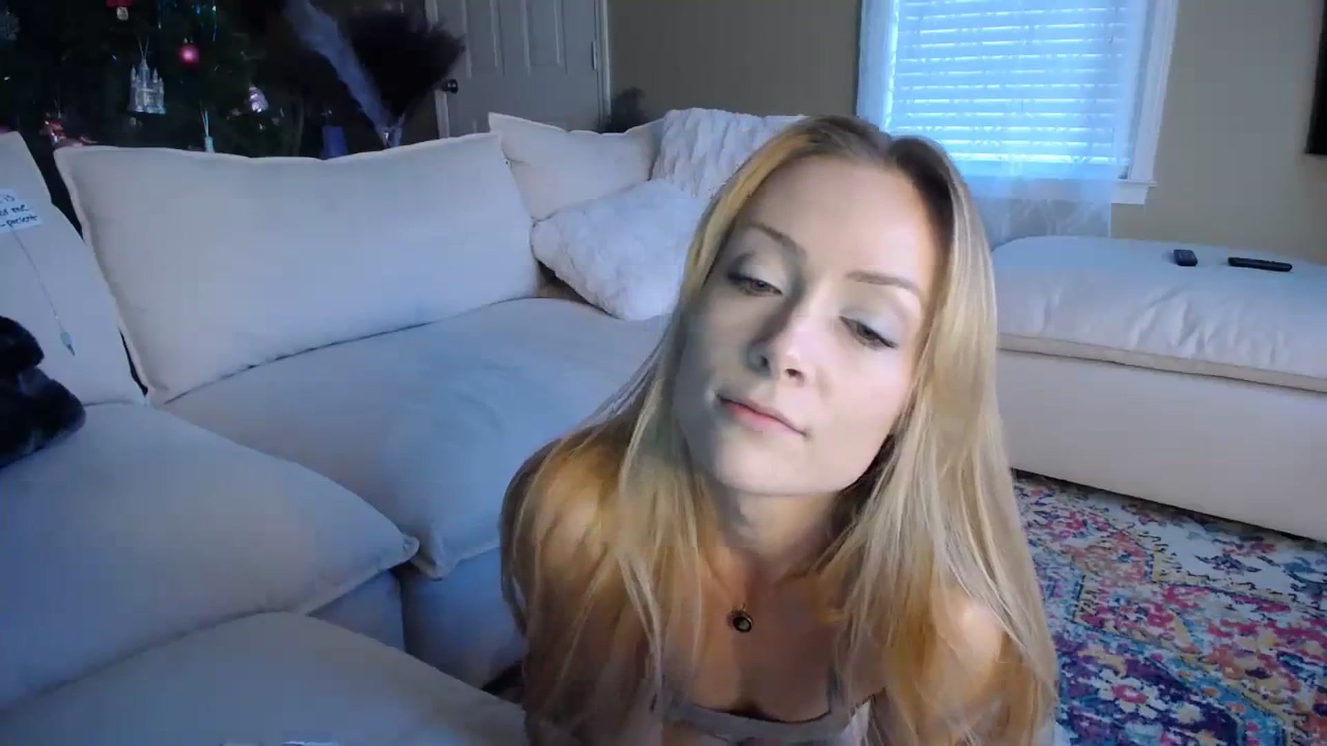 Gallery image thumbnail from MissSadieB's myfreecams stream on, 12/18/2023, 22:02 image 9 of 20