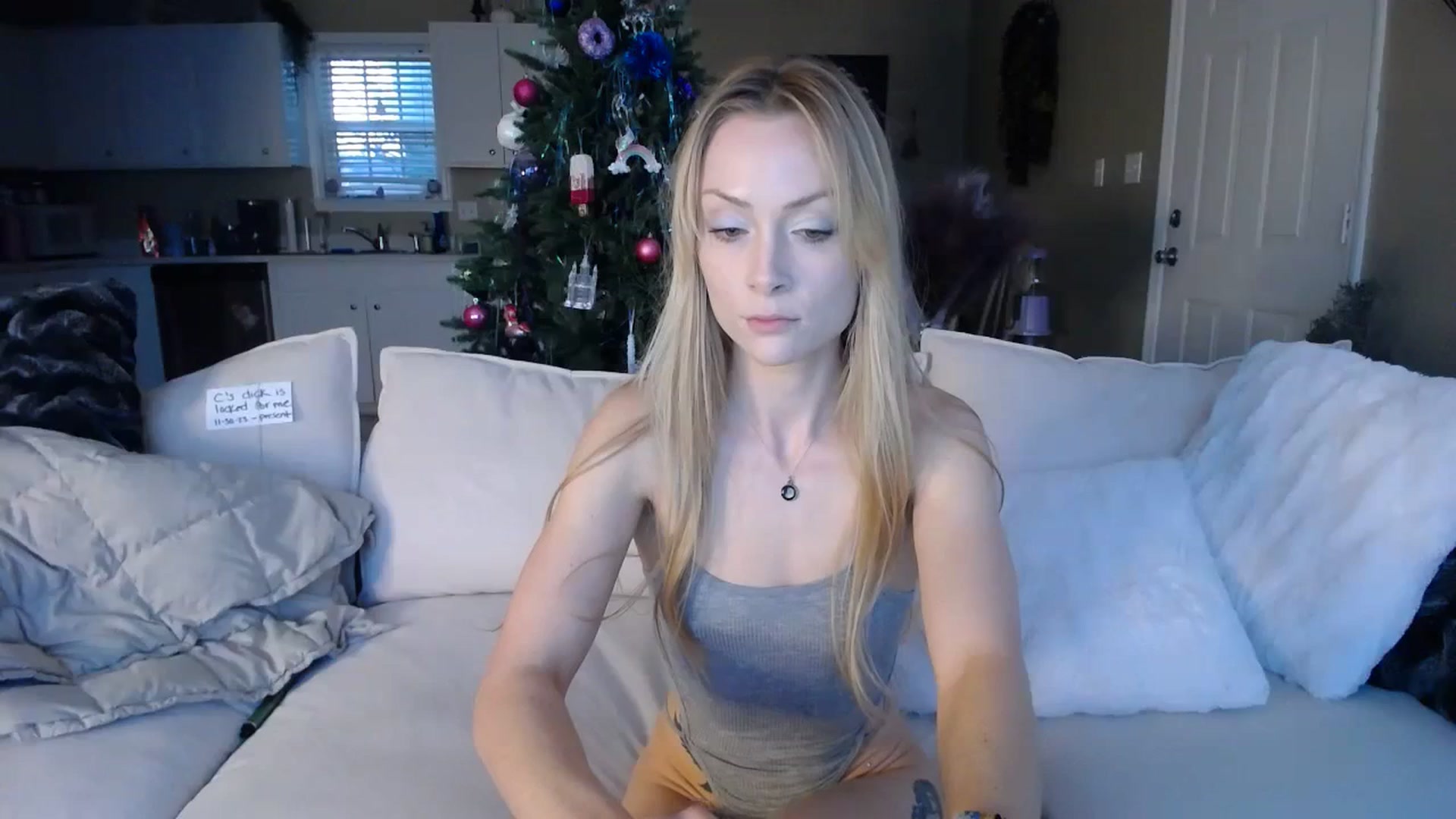 Gallery image thumbnail from MissSadieB's myfreecams stream on, 12/18/2023, 22:02 image 20 of 20