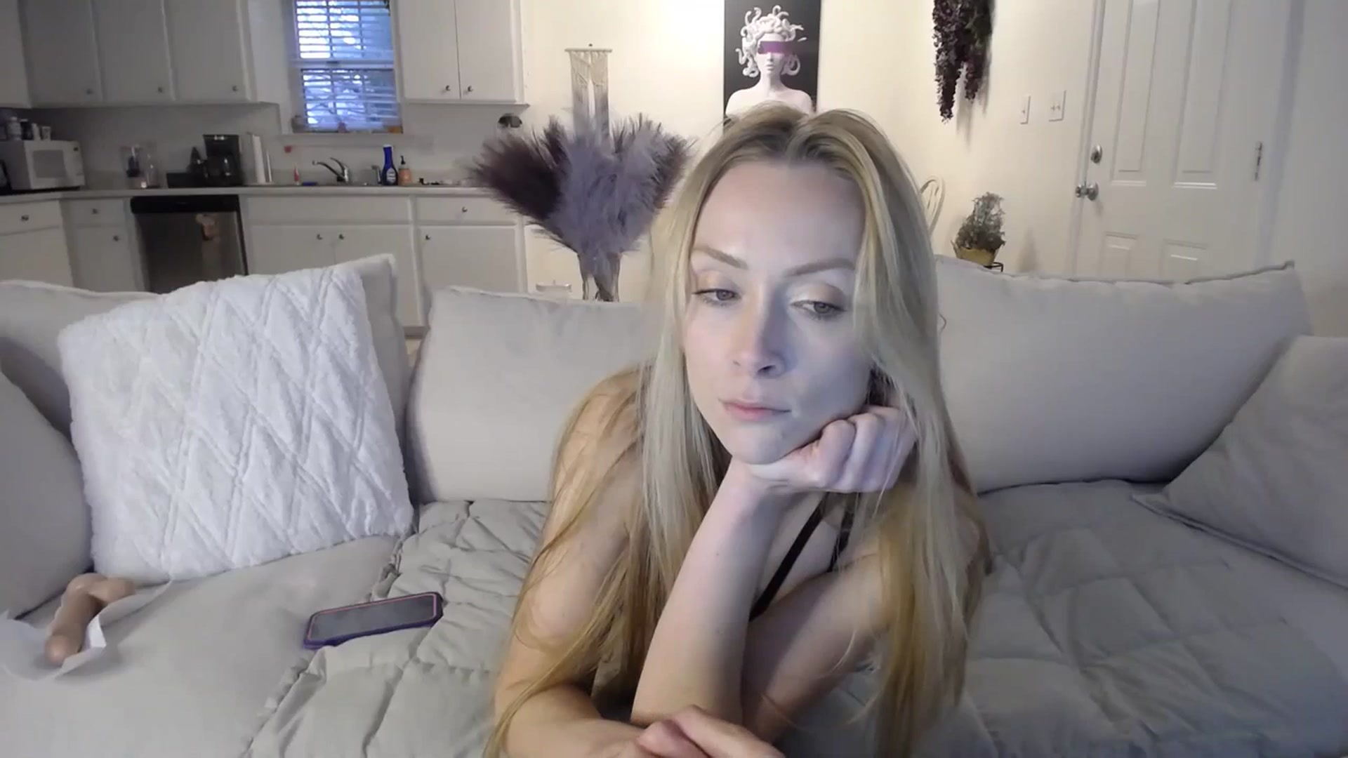Gallery image thumbnail from MissSadieB's myfreecams stream on, 01/12/2024, 19:20 image 11 of 20