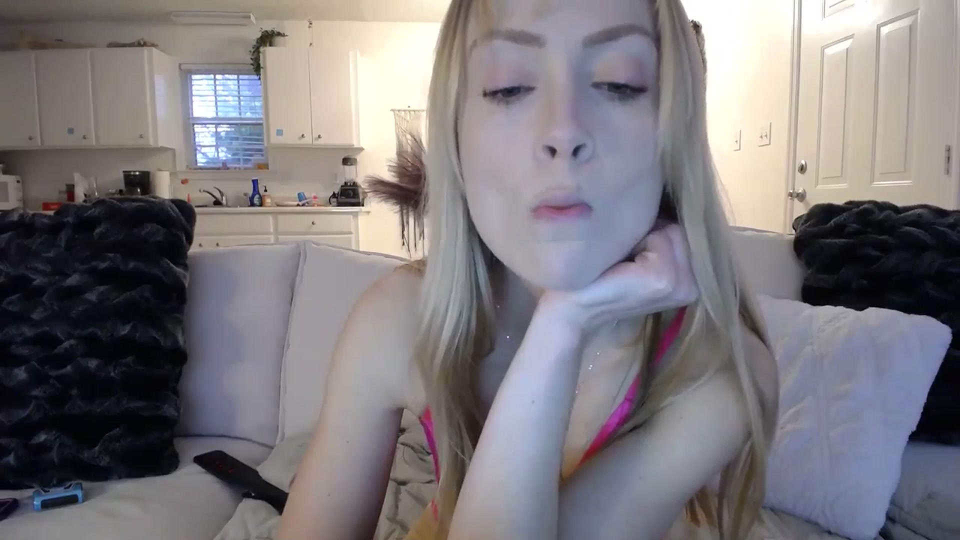 Gallery image thumbnail from MissSadieB's myfreecams stream on, 02/12/2024, 20:12 image 18 of 20