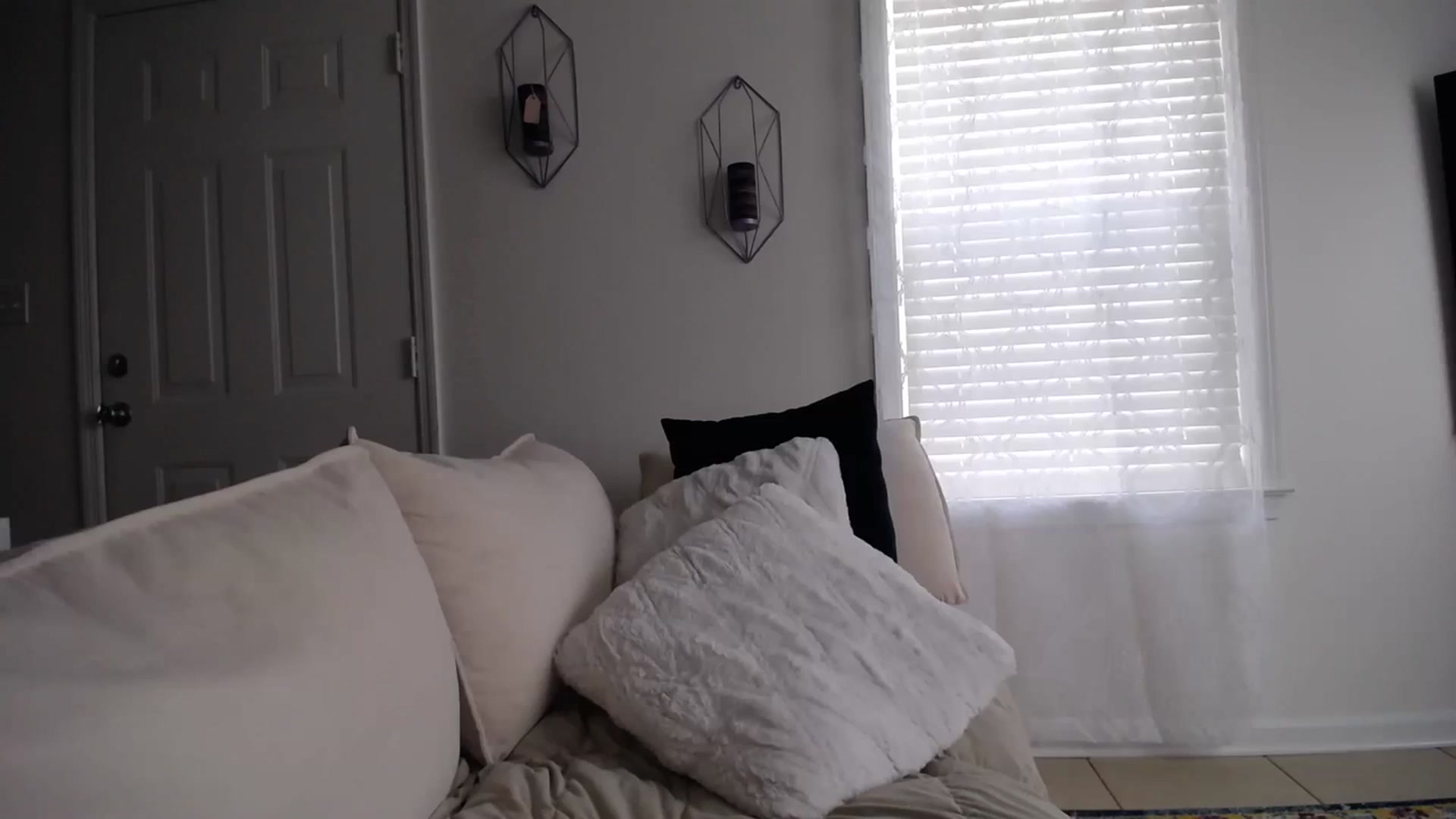 Gallery image thumbnail from MissSadieB's myfreecams stream on, 02/16/2024, 21:54 image 15 of 20