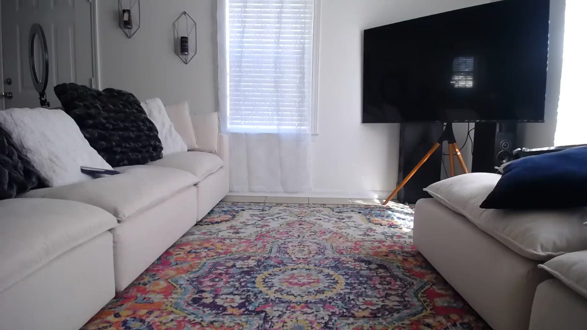 Gallery image thumbnail from MissSadieB's myfreecams stream on, 02/21/2024, 18:58 image 7 of 20