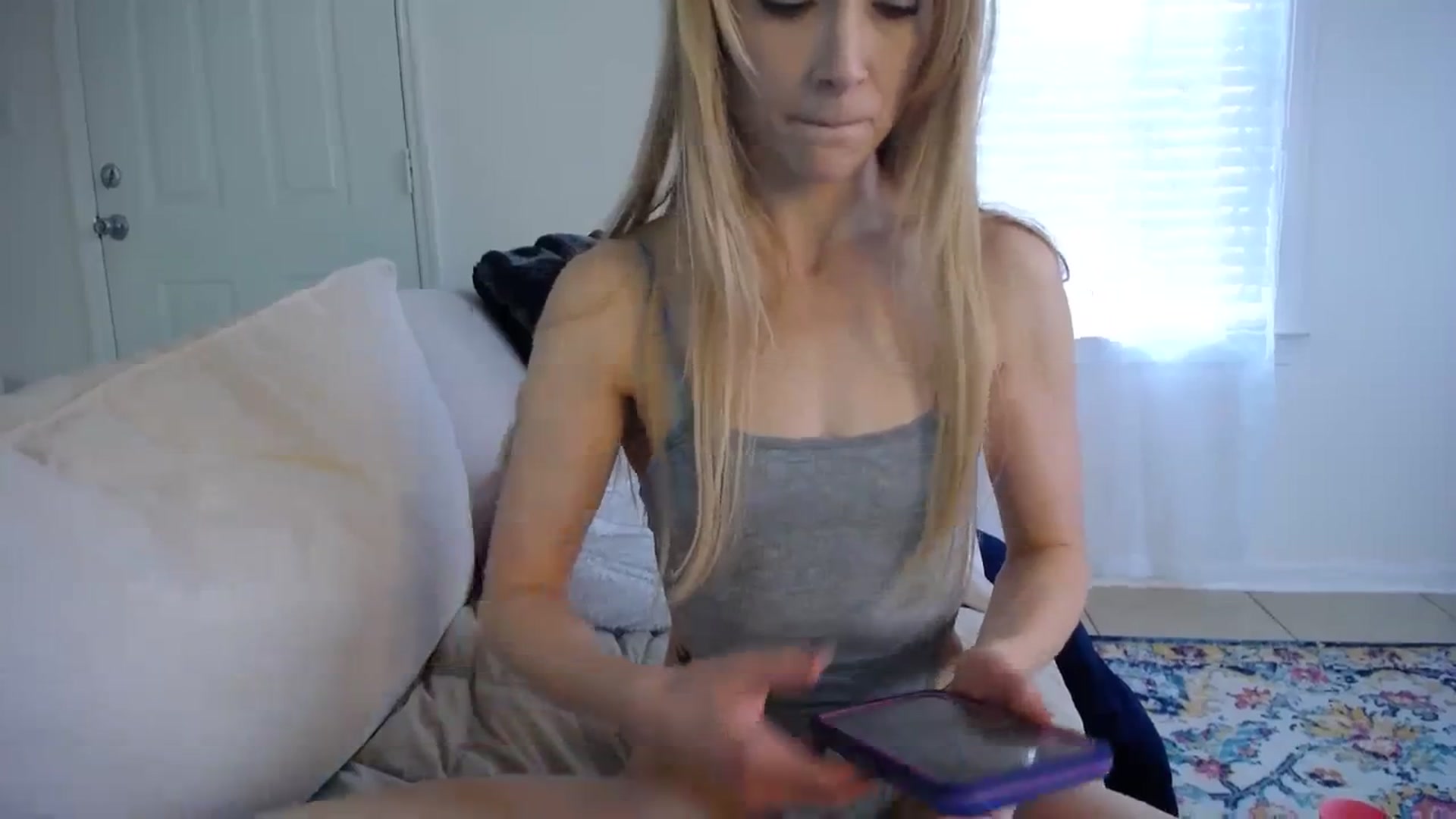 Gallery image thumbnail from MissSadieB's myfreecams stream on, 02/27/2024, 21:20 image 18 of 20