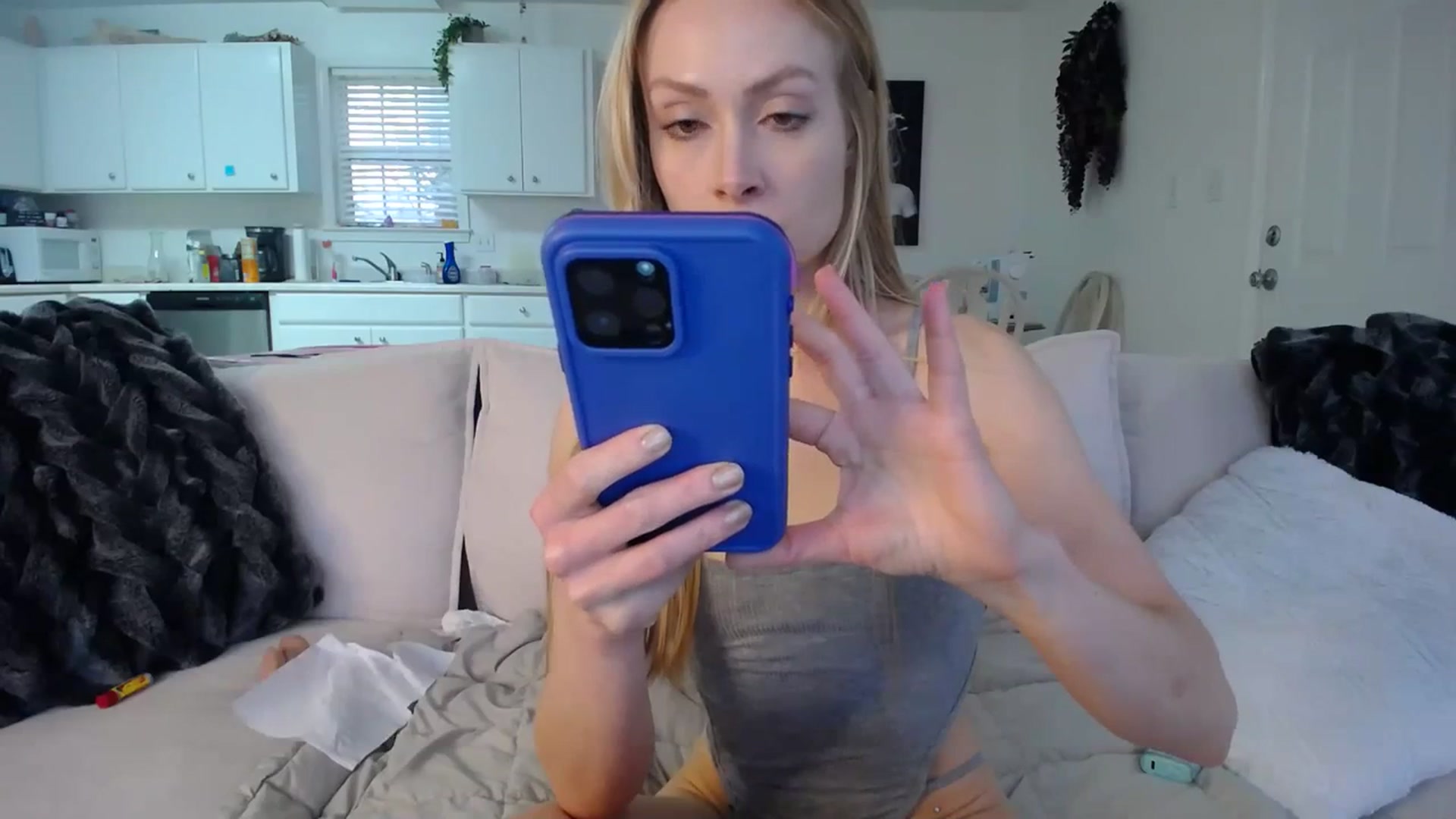 Gallery image thumbnail from MissSadieB's myfreecams stream on, 02/27/2024, 21:57 image 14 of 20