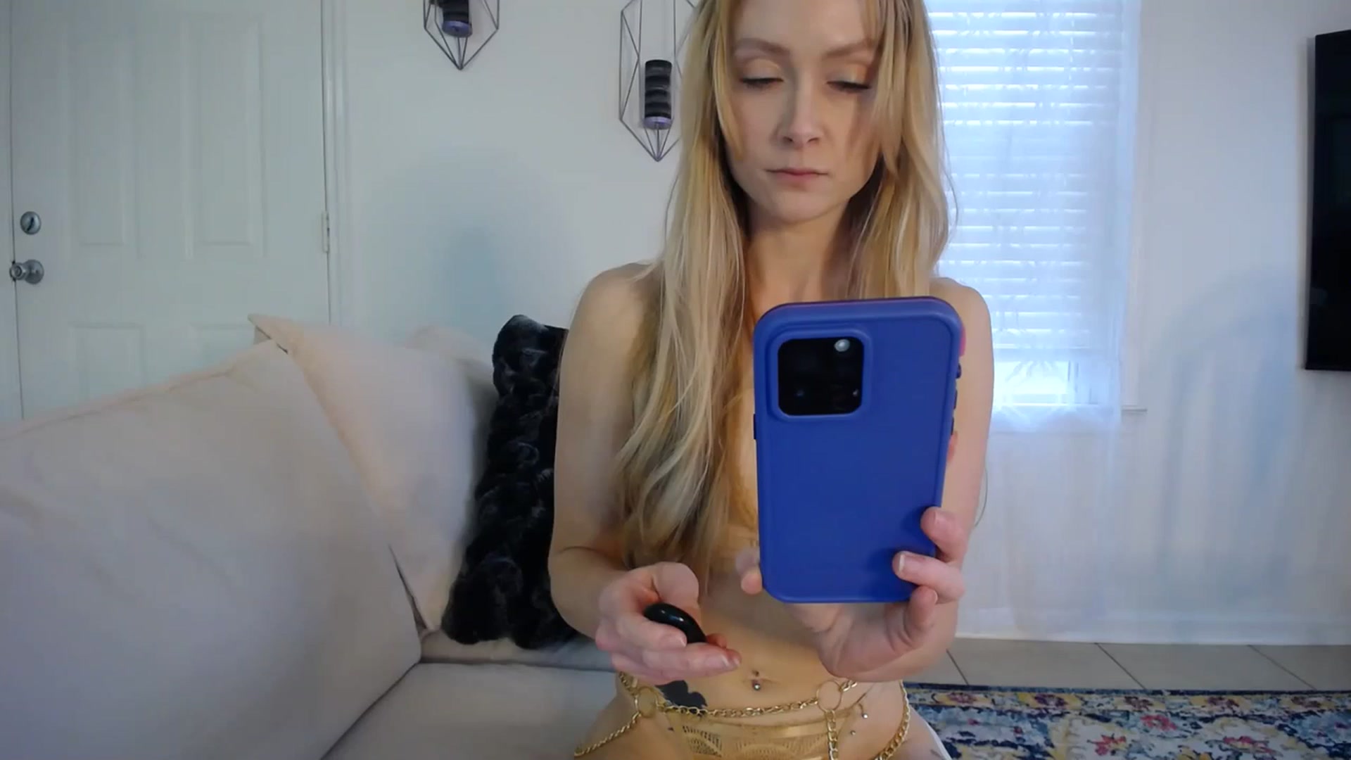 Gallery image thumbnail from MissSadieB's myfreecams stream on, 03/01/2024, 19:10 image 1 of 20