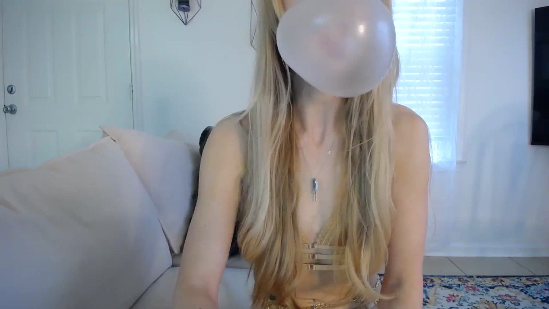 Gallery image thumbnail from MissSadieB's myfreecams stream on, 03/01/2024, 19:10 image 20 of 20