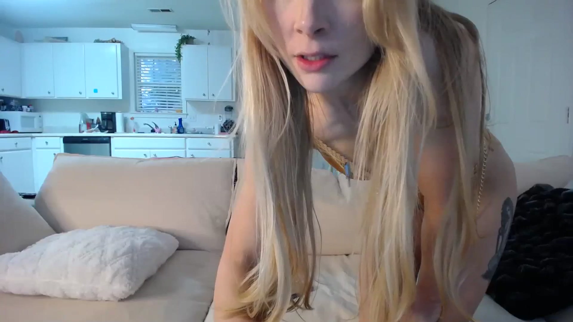 Gallery image thumbnail from MissSadieB's myfreecams stream on, 03/01/2024, 21:43 image 7 of 20