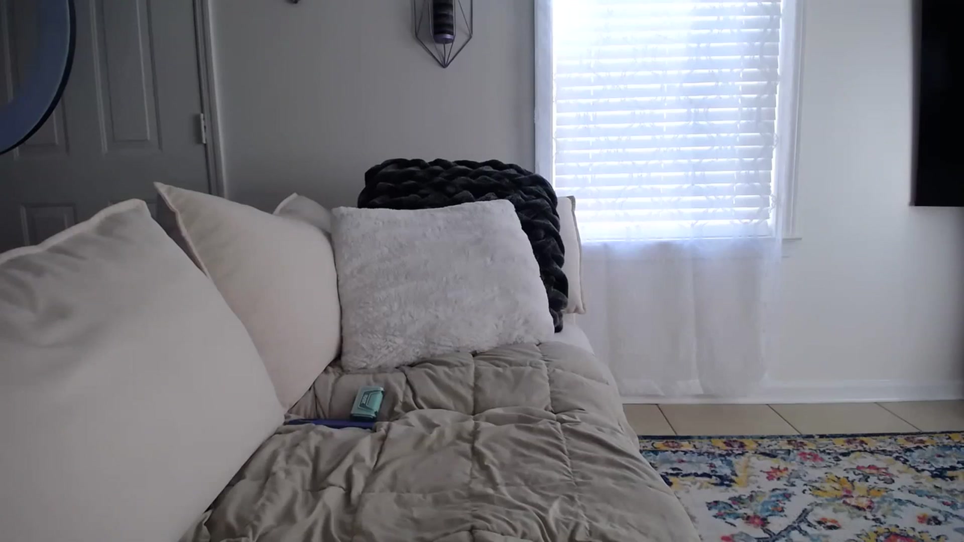 Gallery image thumbnail from MissSadieB's myfreecams stream on, 03/07/2024, 18:47 image 15 of 20