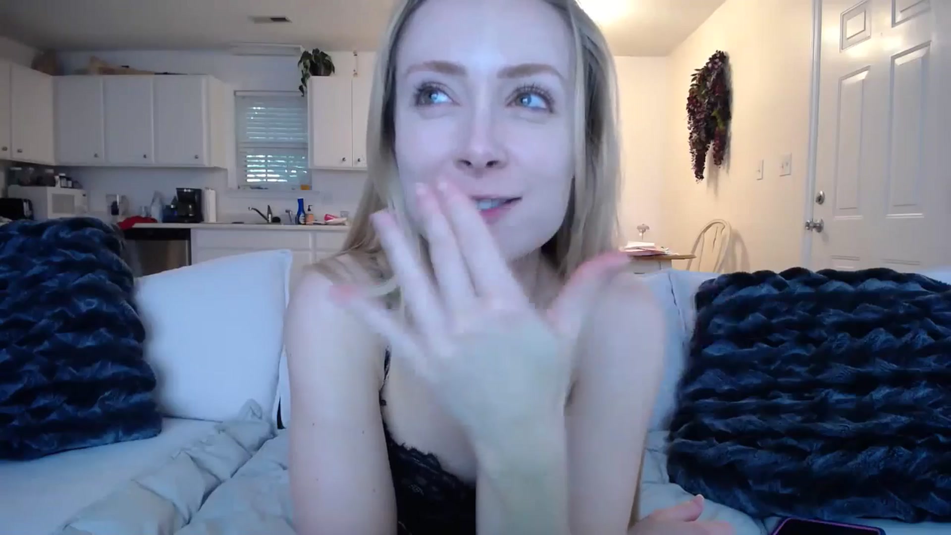 Gallery image thumbnail from MissSadieB's myfreecams stream on, 05/02/2024, 19:14 image 16 of 20