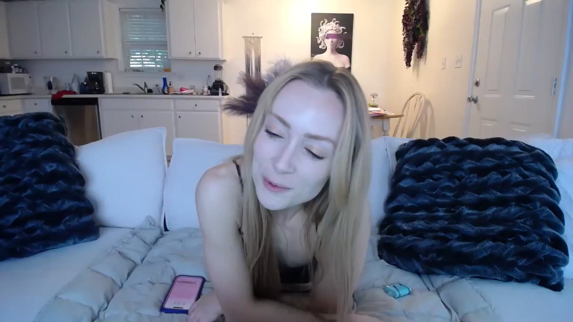 Gallery image thumbnail from MissSadieB's myfreecams stream on, 05/02/2024, 19:14 image 2 of 20