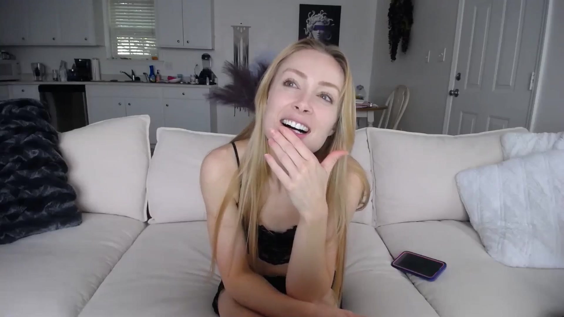 Gallery image thumbnail from MissSadieB's myfreecams stream on, 05/02/2024, 20:08 image 10 of 20