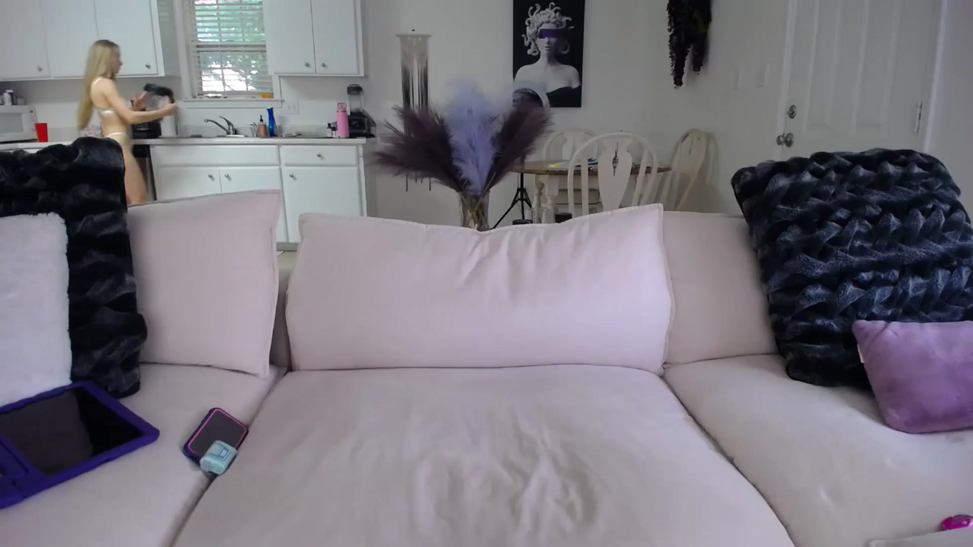 Gallery image thumbnail from MissSadieB's myfreecams stream on, 05/07/2024, 17:46 image 14 of 20