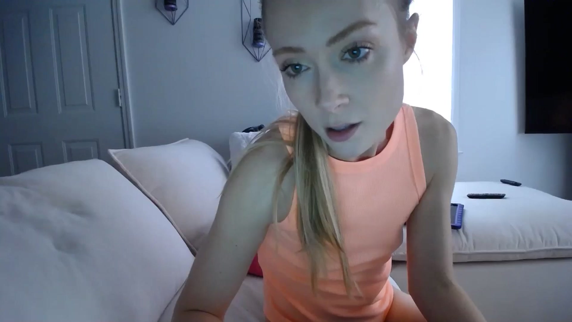 Gallery image thumbnail from MissSadieB's myfreecams stream on, 05/10/2024, 20:00 image 3 of 20
