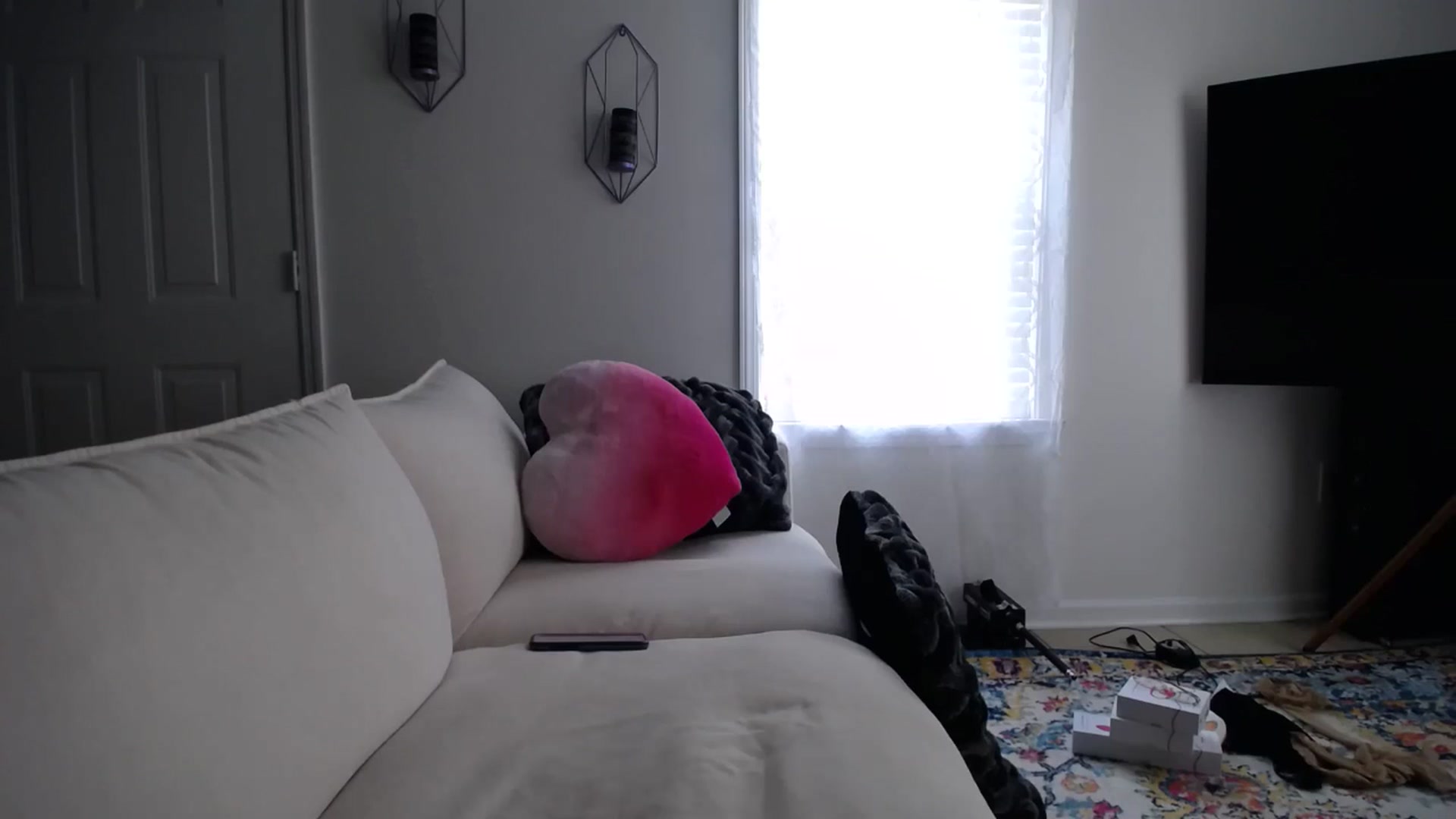 Gallery image thumbnail from MissSadieB's myfreecams stream on, 05/17/2024, 18:02 image 1 of 20