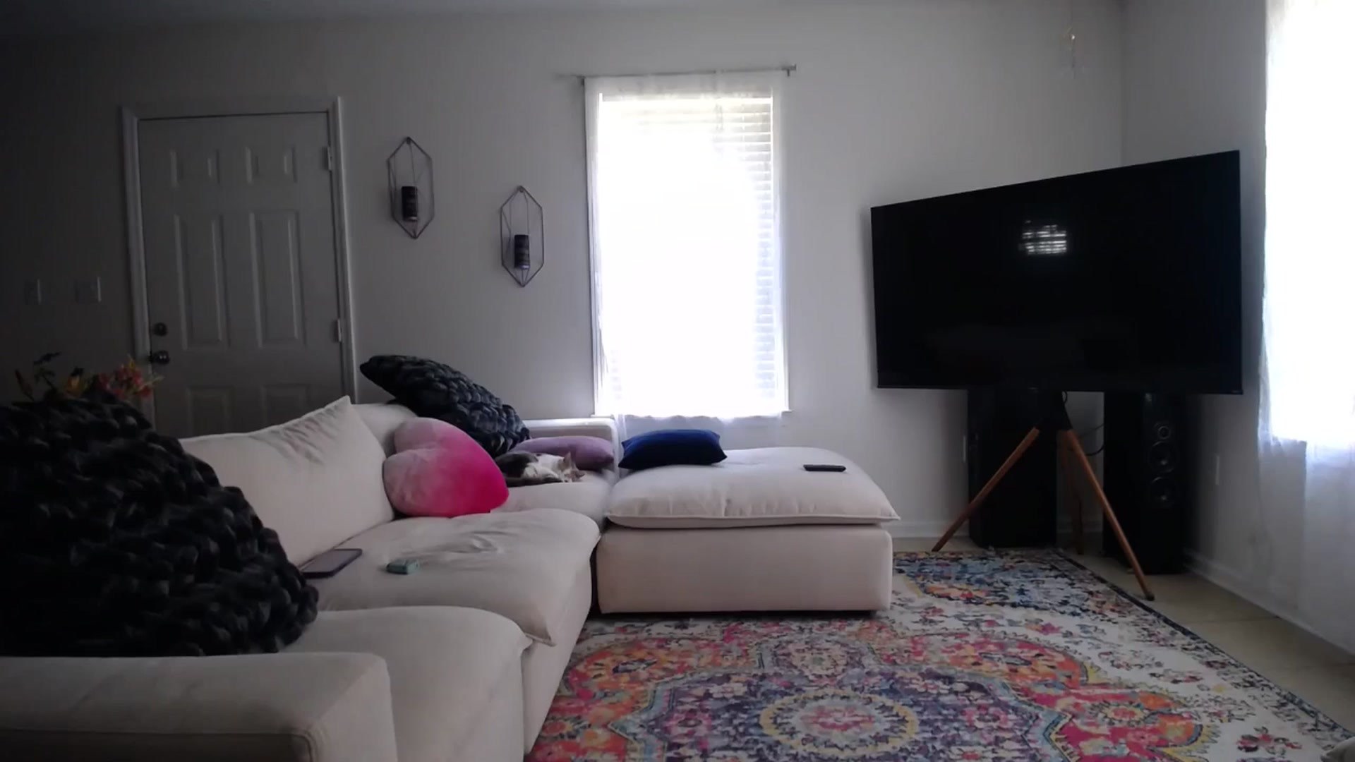 Gallery image thumbnail from MissSadieB's myfreecams stream on, 05/22/2024, 18:24 image 14 of 20
