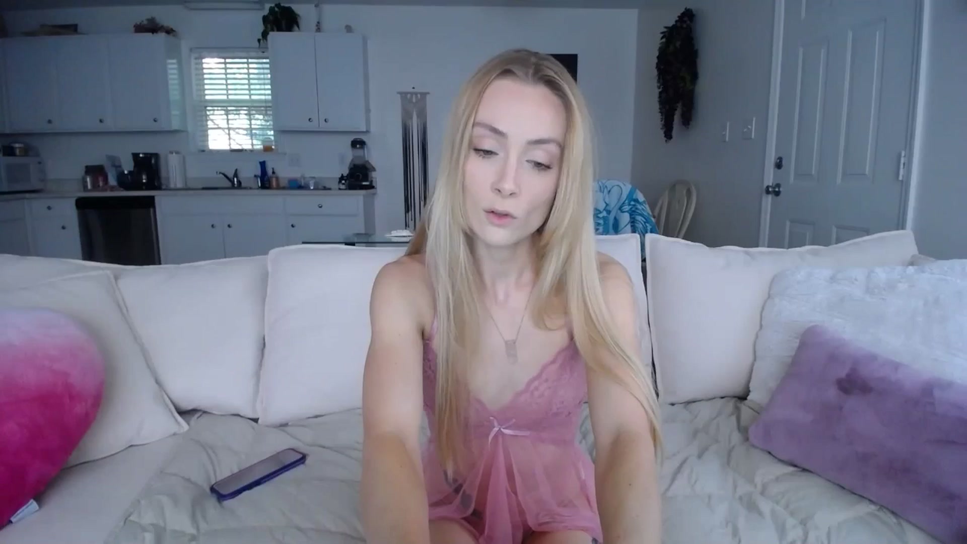 Gallery image thumbnail from MissSadieB's myfreecams stream on, 07/01/2024, 18:25 image 8 of 20