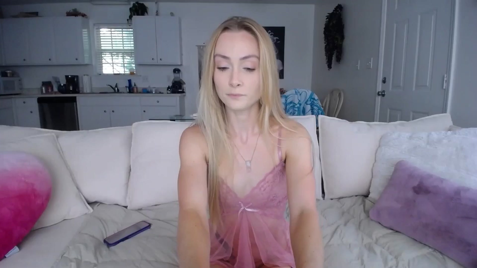 Gallery image thumbnail from MissSadieB's myfreecams stream on, 07/01/2024, 18:25 image 7 of 20