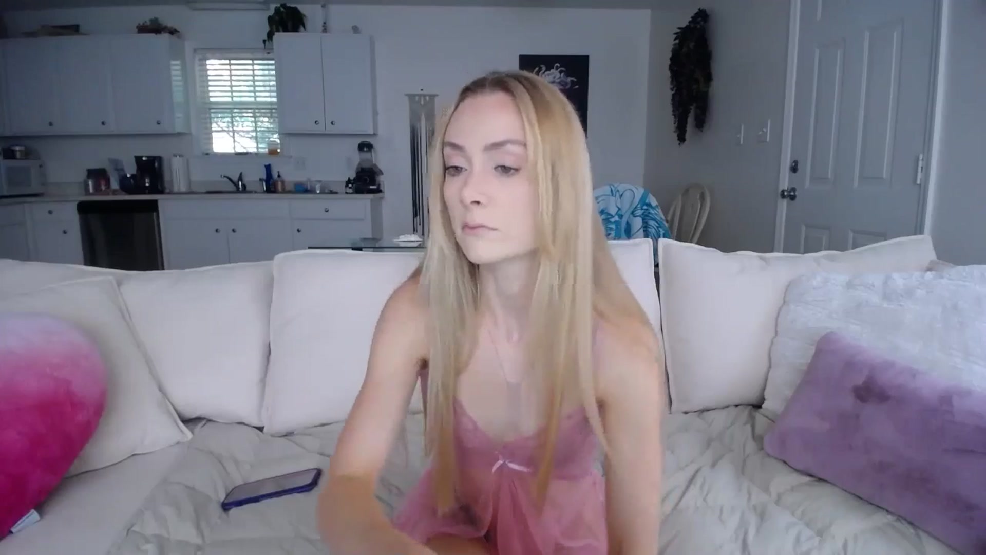 Gallery image thumbnail from MissSadieB's myfreecams stream on, 07/01/2024, 18:25 image 13 of 20