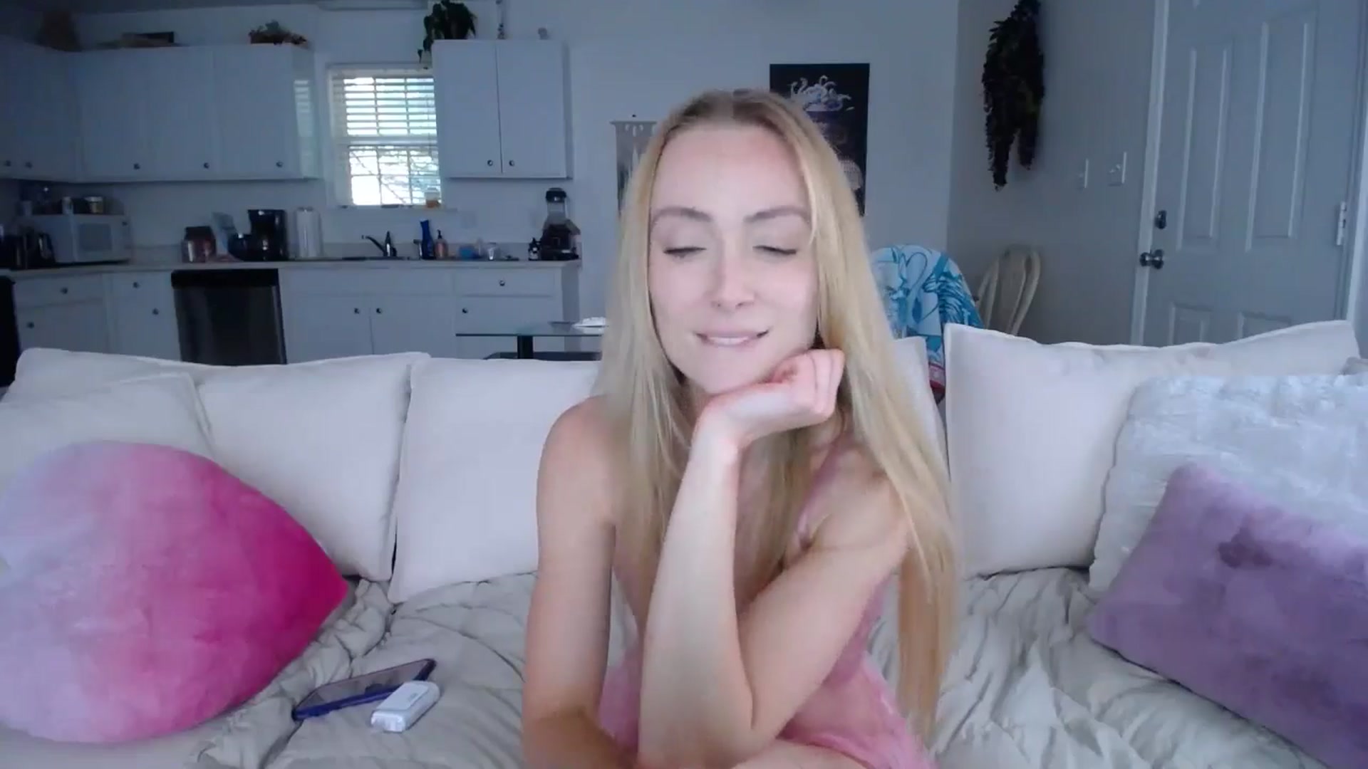Gallery image thumbnail from MissSadieB's myfreecams stream on, 07/01/2024, 20:31 image 18 of 20