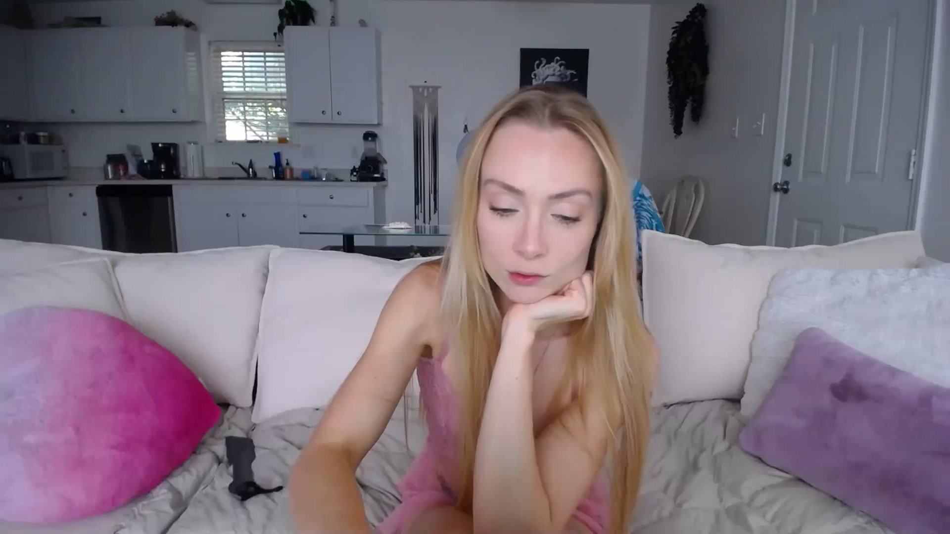 Gallery image thumbnail from MissSadieB's myfreecams stream on, 07/01/2024, 21:15 image 9 of 20