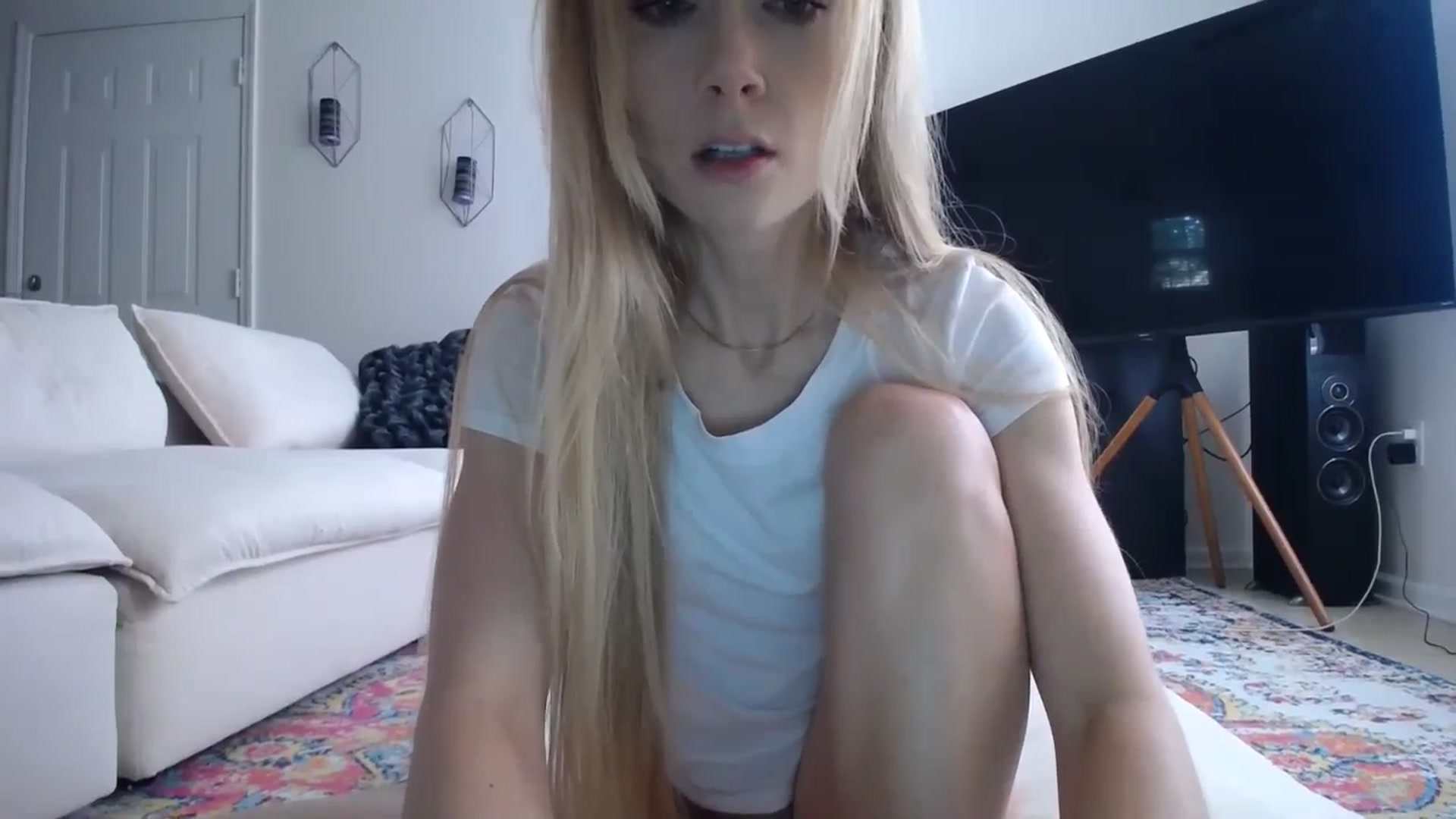 Gallery image thumbnail from MissSadieB's myfreecams stream on, 07/08/2024, 18:04 image 10 of 20