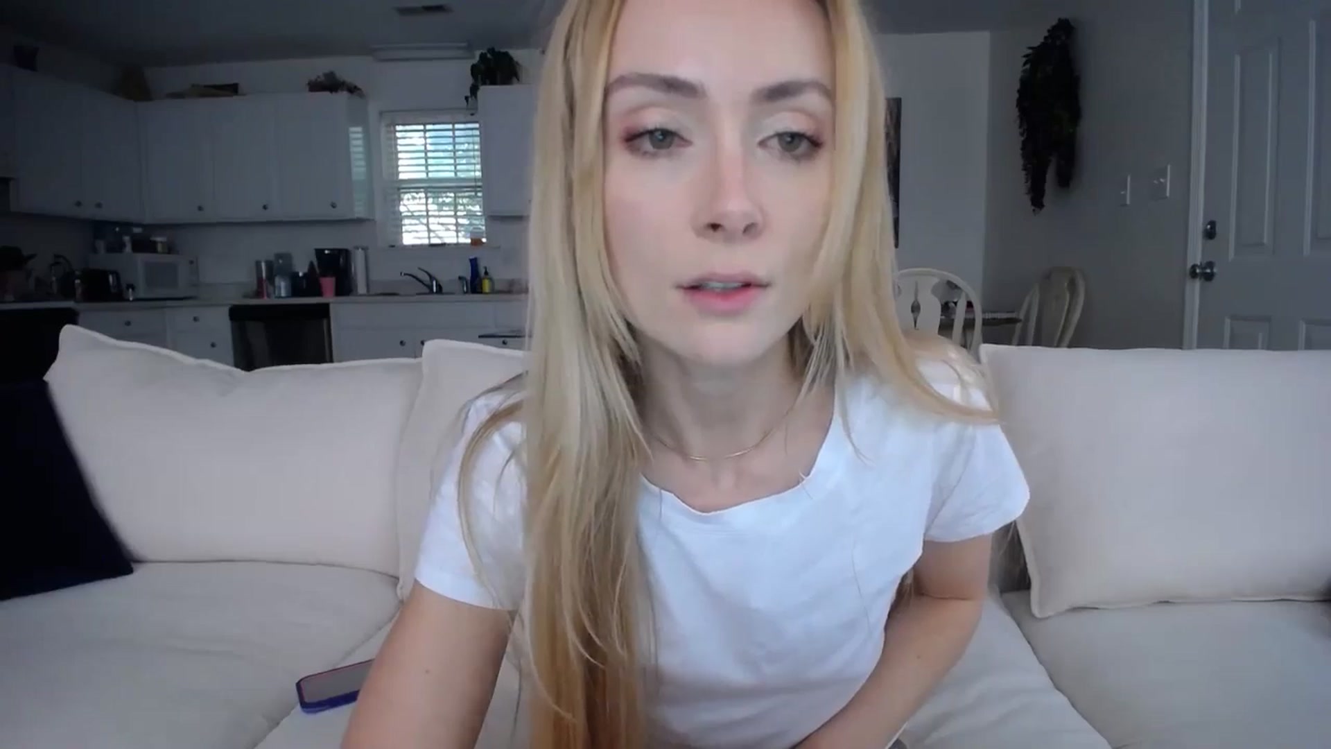 Gallery image thumbnail from MissSadieB's myfreecams stream on, 07/08/2024, 19:17 image 4 of 20