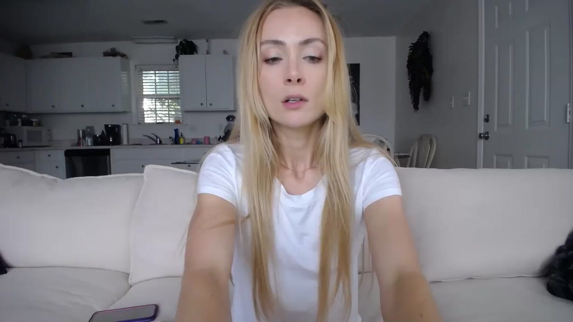 Gallery image thumbnail from MissSadieB's myfreecams stream on, 07/08/2024, 19:54 image 11 of 20