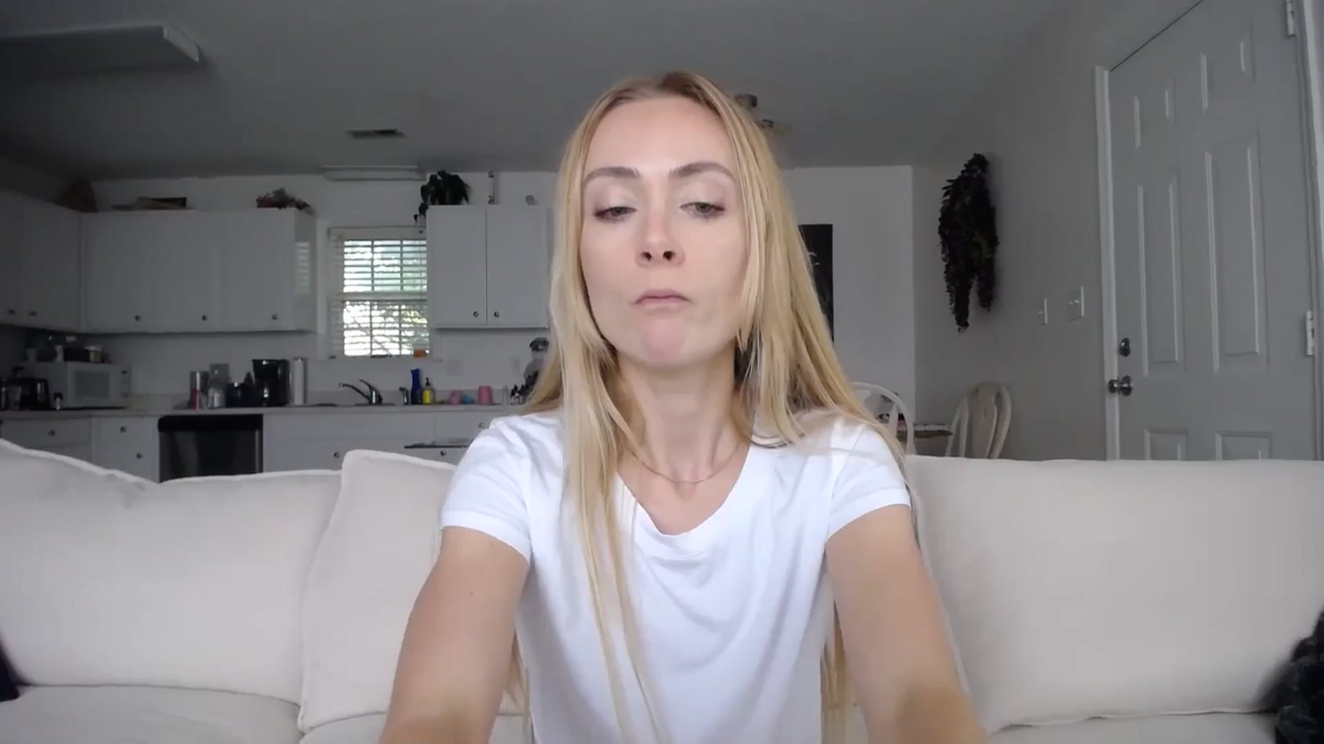 Gallery image thumbnail from MissSadieB's myfreecams stream on, 07/08/2024, 19:54 image 3 of 20