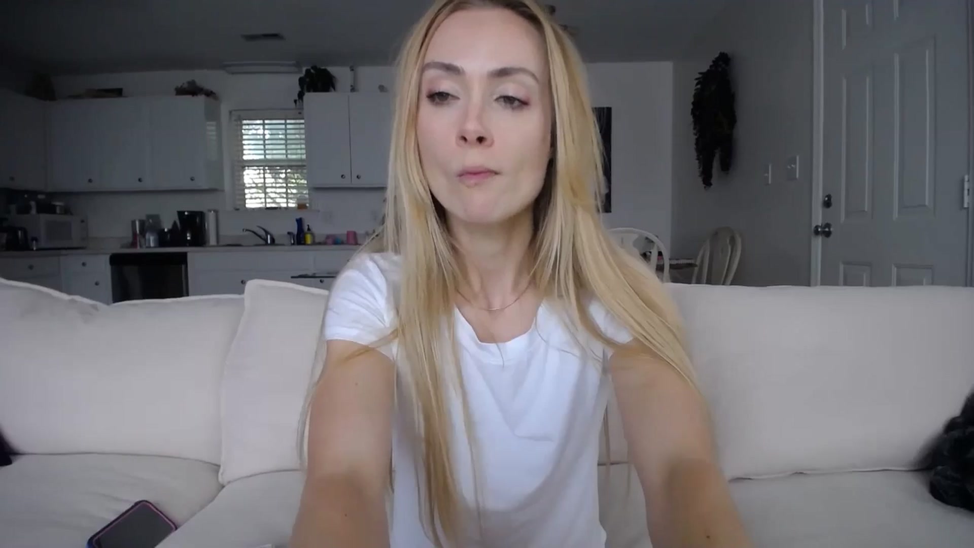 Gallery image thumbnail from MissSadieB's myfreecams stream on, 07/08/2024, 19:54 image 10 of 20