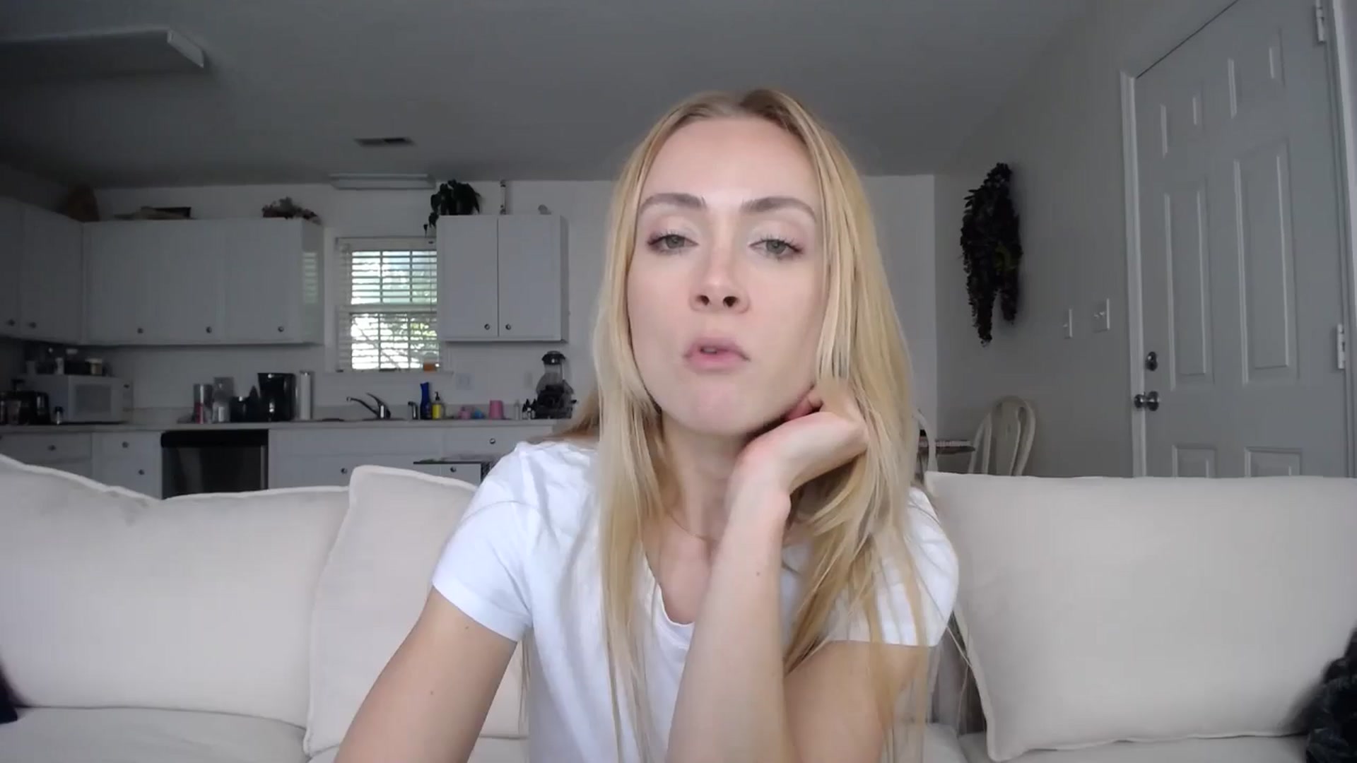 Gallery image thumbnail from MissSadieB's myfreecams stream on, 07/08/2024, 19:54 image 2 of 20