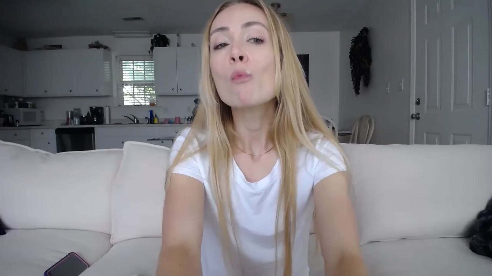 Gallery image thumbnail from MissSadieB's myfreecams stream on, 07/08/2024, 19:54 image 7 of 20