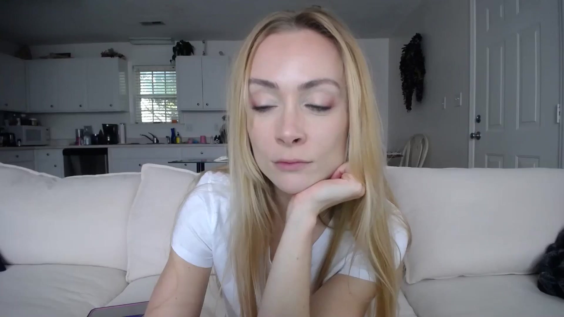Gallery image thumbnail from MissSadieB's myfreecams stream on, 07/08/2024, 19:54 image 13 of 20