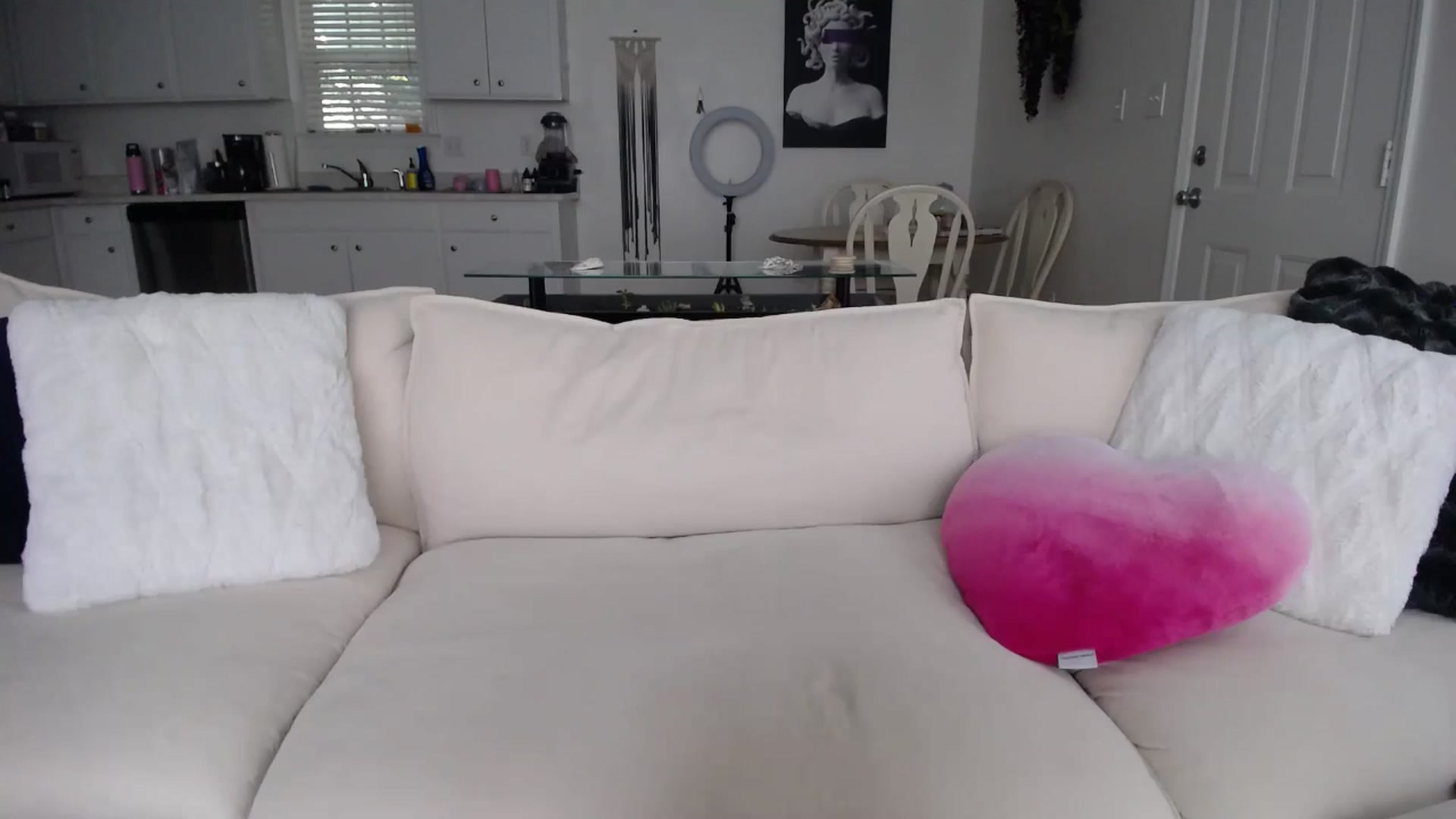 Gallery image thumbnail from MissSadieB's myfreecams stream on, 07/09/2024, 18:59 image 8 of 20