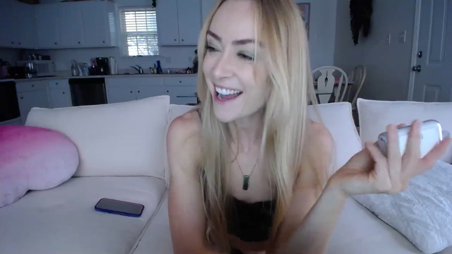 Gallery image thumbnail from MissSadieB's myfreecams stream on, 08/14/2024, 20:05 image 7 of 20