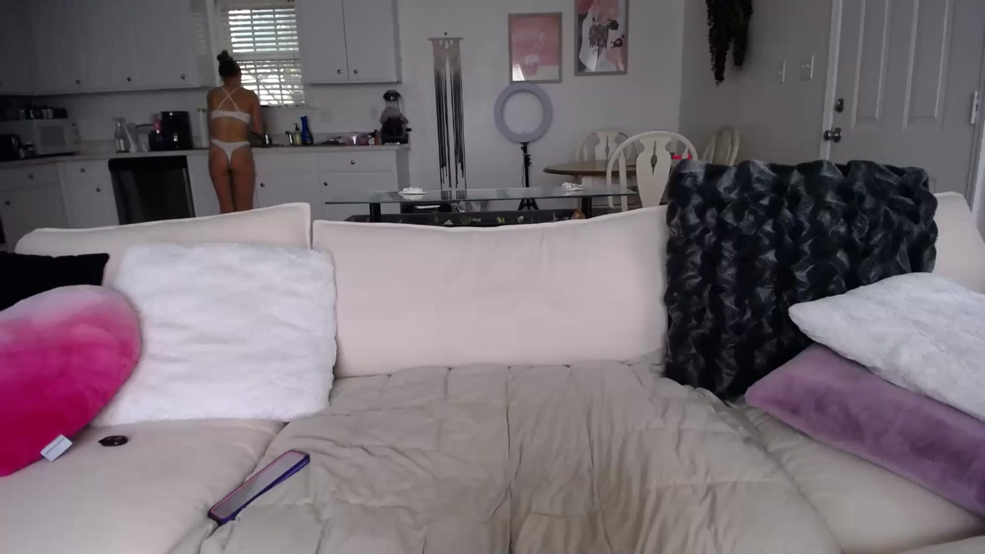 Gallery image thumbnail from MissSadieB's myfreecams stream on, 08/15/2024, 21:09 image 1 of 20