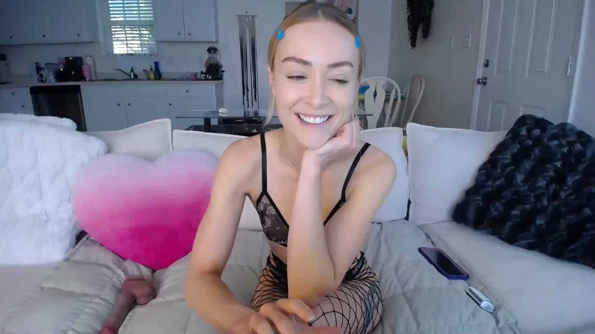 Gallery image thumbnail from MissSadieB's myfreecams stream on, 08/26/2024, 19:44 image 14 of 20