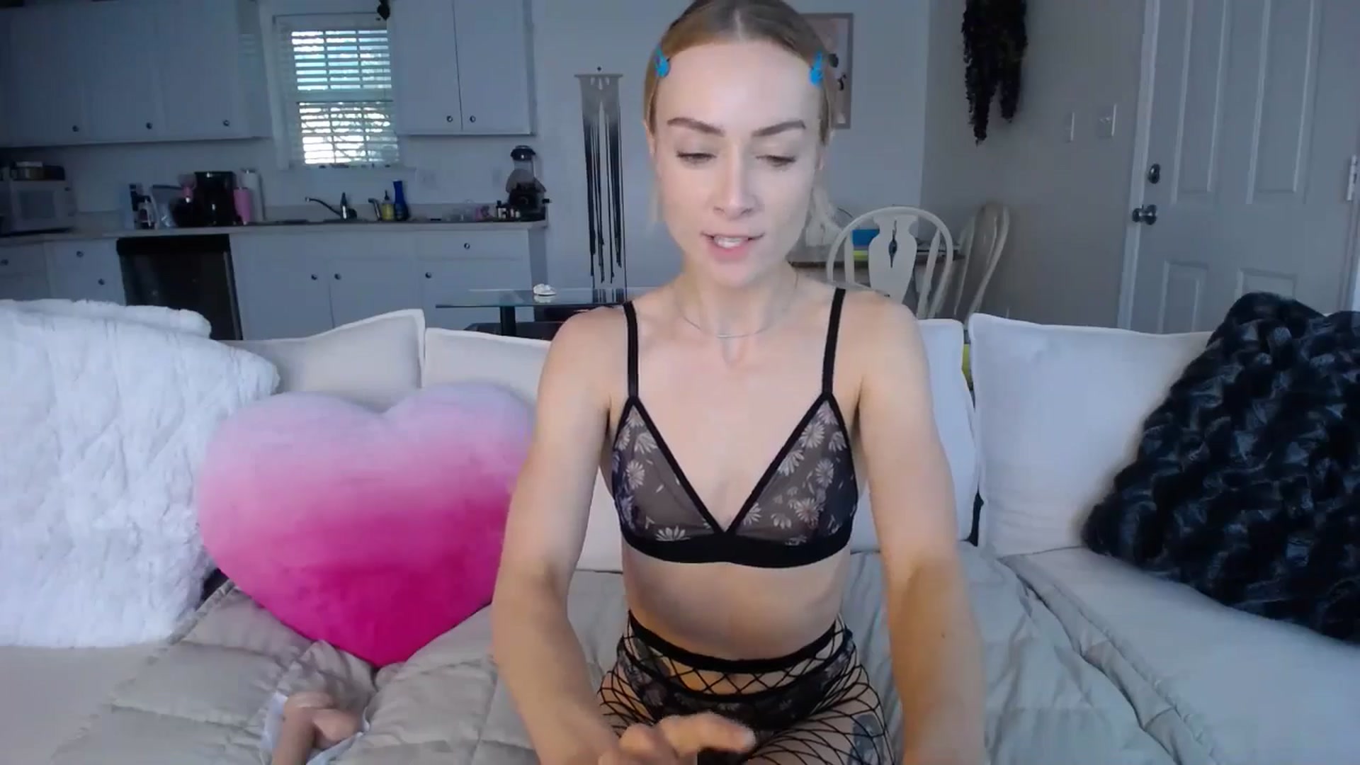 Gallery image thumbnail from MissSadieB's myfreecams stream on, 08/26/2024, 20:20 image 3 of 20