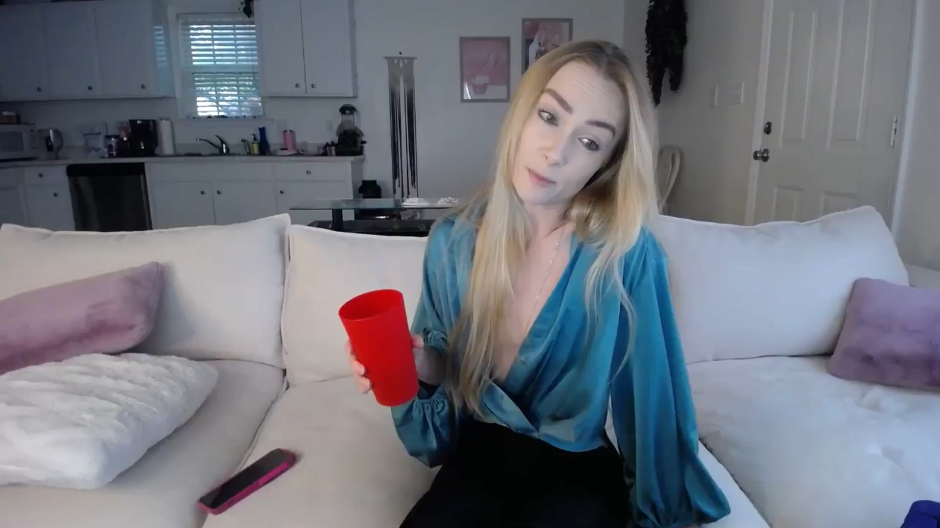 Gallery image thumbnail from MissSadieB's myfreecams stream on, 09/17/2024, 19:44 image 1 of 20