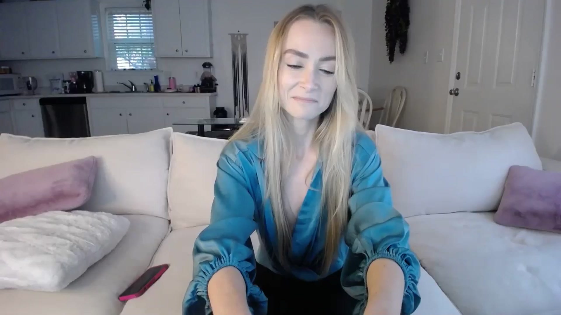 Gallery image thumbnail from MissSadieB's myfreecams stream on, 09/17/2024, 19:44 image 4 of 20