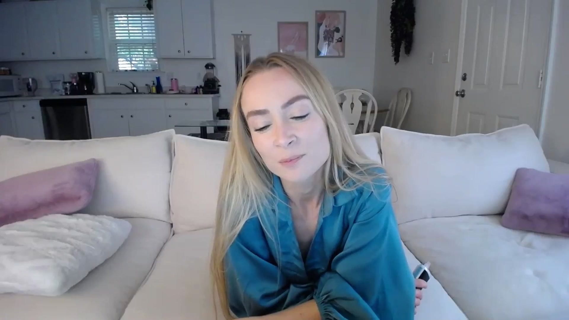 Gallery image thumbnail from MissSadieB's myfreecams stream on, 09/17/2024, 19:44 image 8 of 20