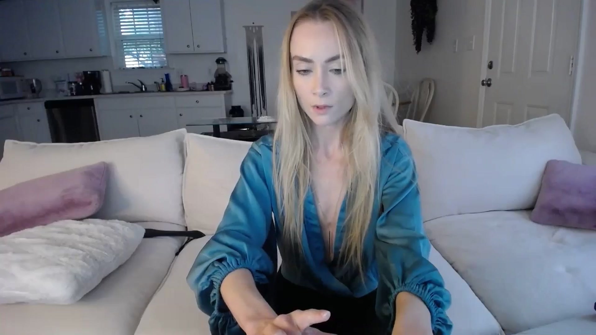 Gallery image thumbnail from MissSadieB's myfreecams stream on, 09/17/2024, 20:05 image 14 of 20