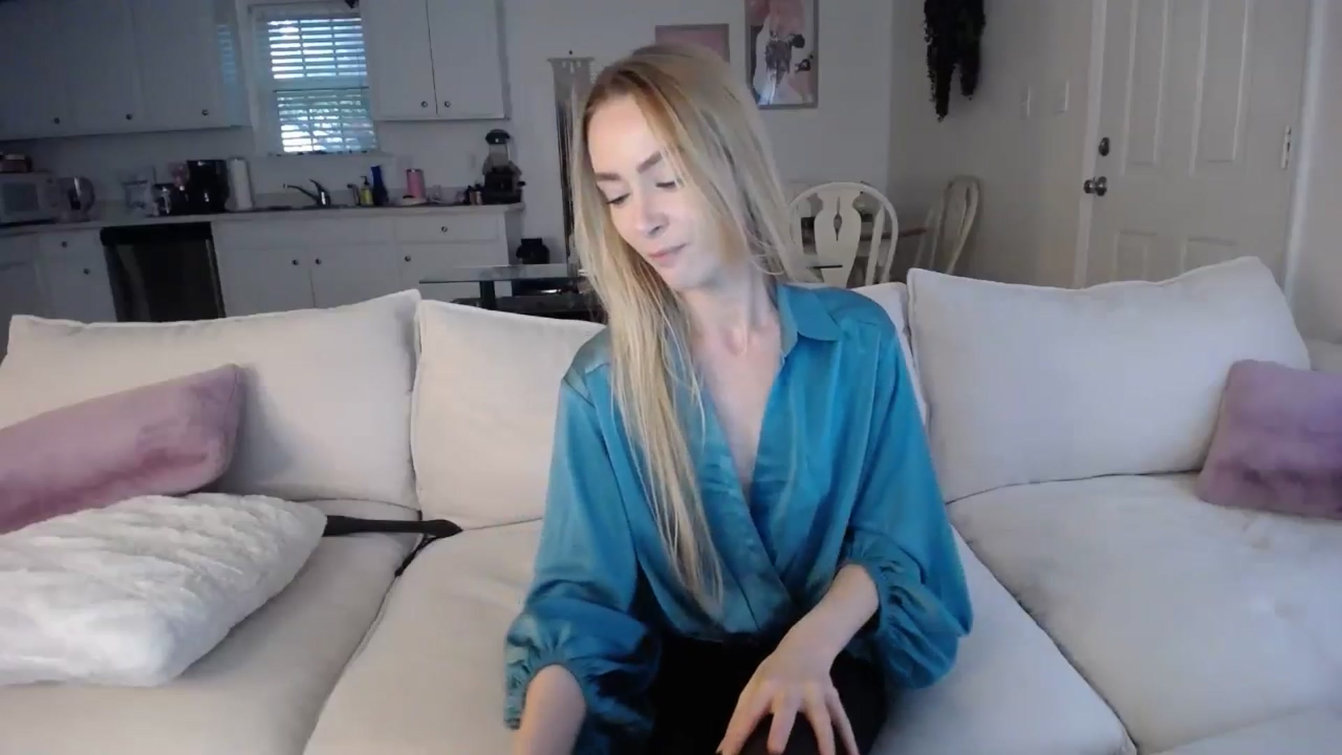 Gallery image thumbnail from MissSadieB's myfreecams stream on, 09/17/2024, 20:05 image 18 of 20