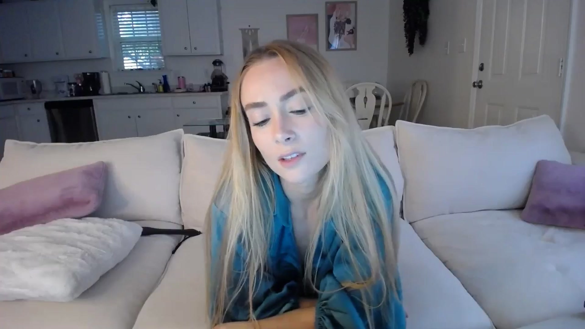 Gallery image thumbnail from MissSadieB's myfreecams stream on, 09/17/2024, 20:05 image 5 of 20
