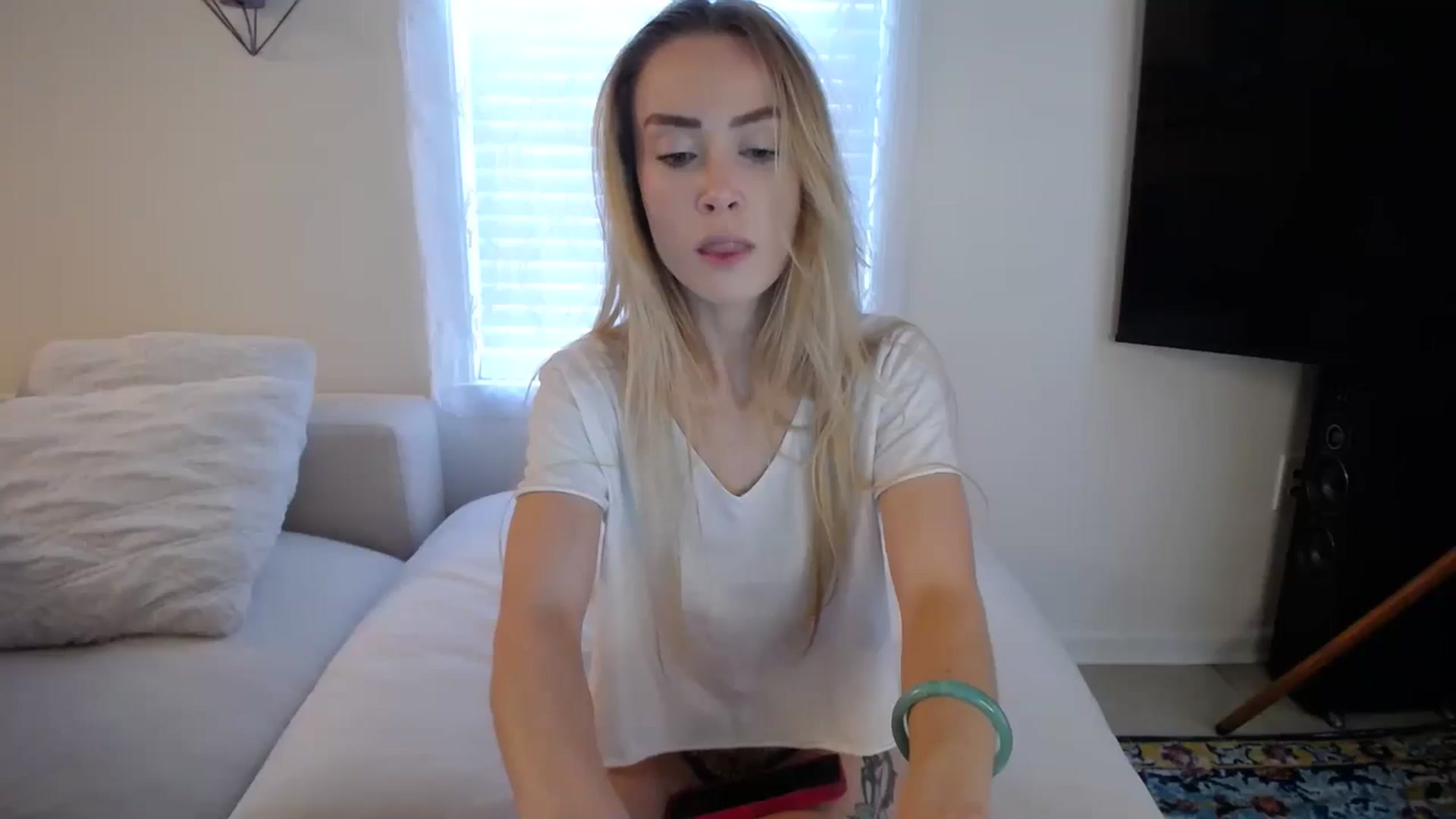 Gallery image thumbnail from MissSadieB's myfreecams stream on, 09/26/2024, 15:27 image 6 of 20