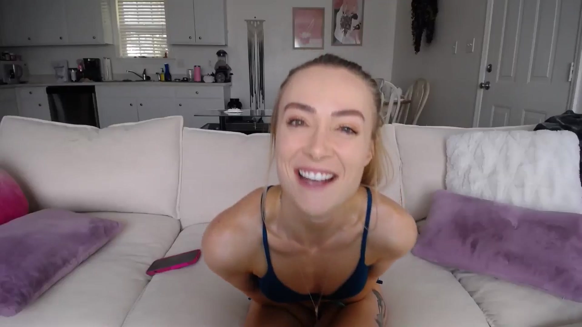 Gallery image thumbnail from MissSadieB's myfreecams stream on, 10/08/2024, 18:35 image 11 of 20