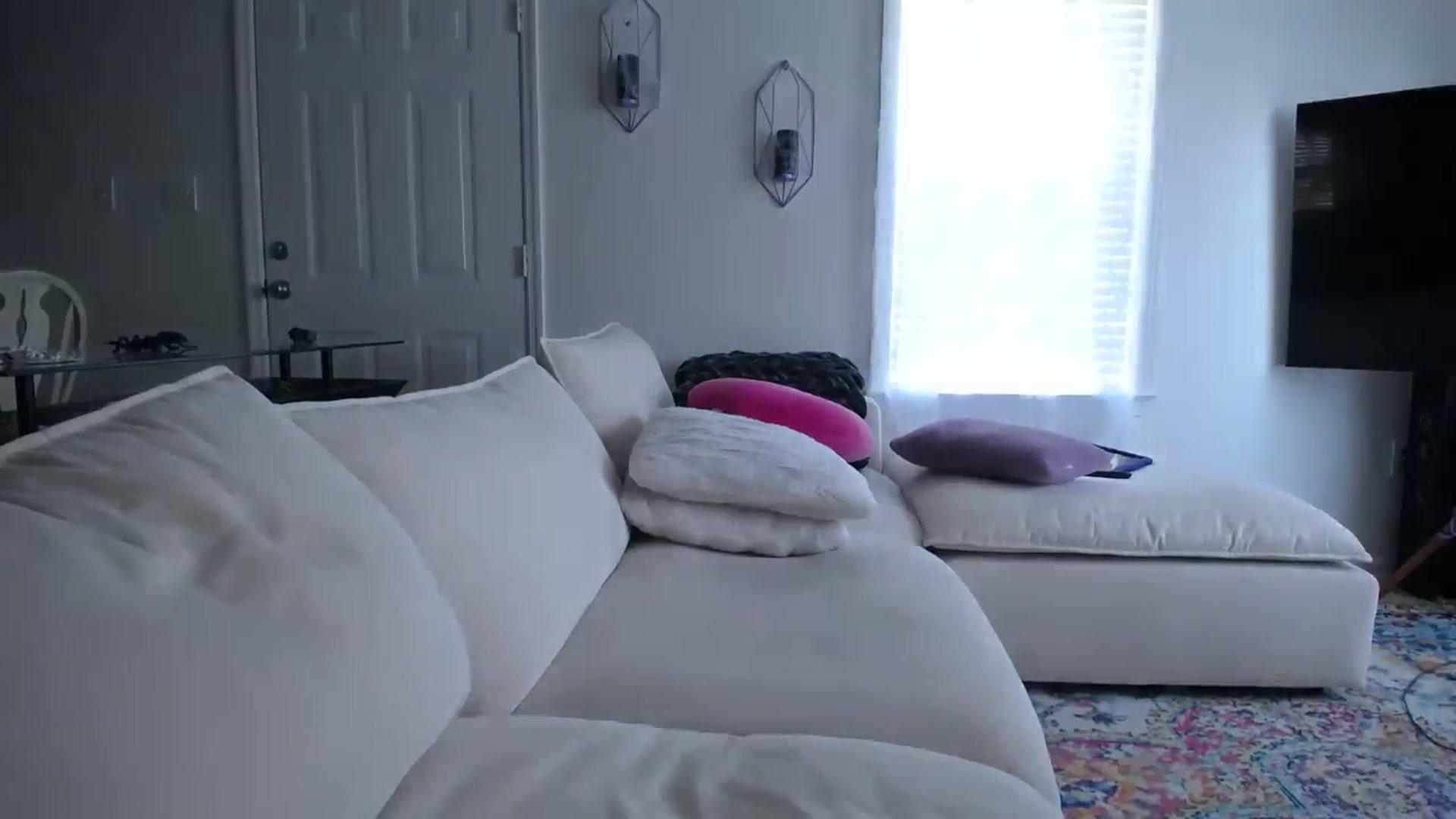 Gallery image thumbnail from MissSadieB's myfreecams stream on, 10/22/2024, 19:37 image 9 of 20
